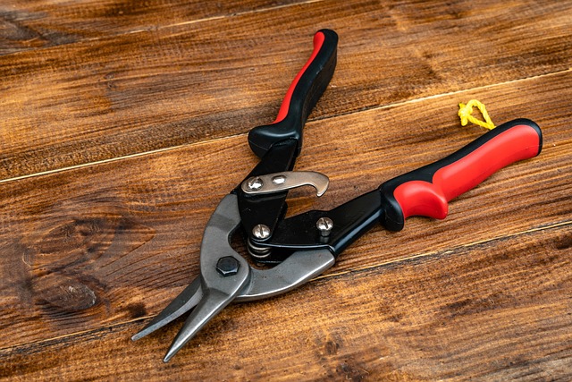 hacksaw