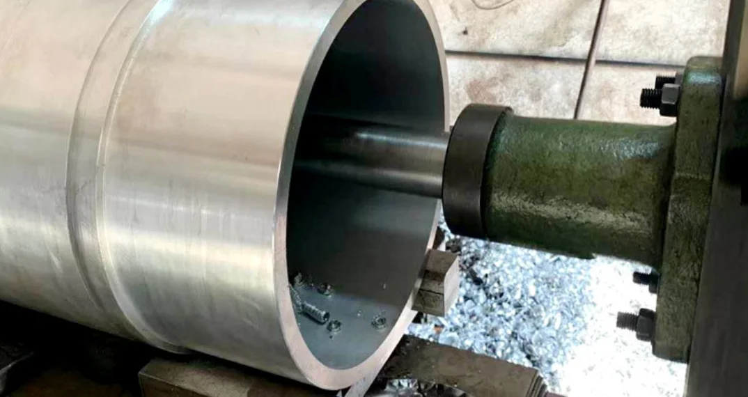 How to Decide Between Boring and Reaming for High Nickel or Titanium Alloys