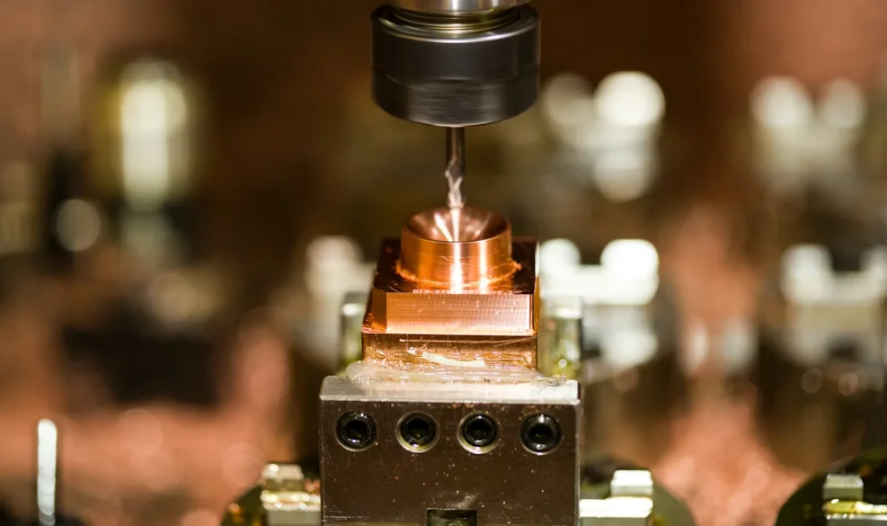 Vertical vs Horizontal CNC Machining Centers Which Delivers Higher Precision