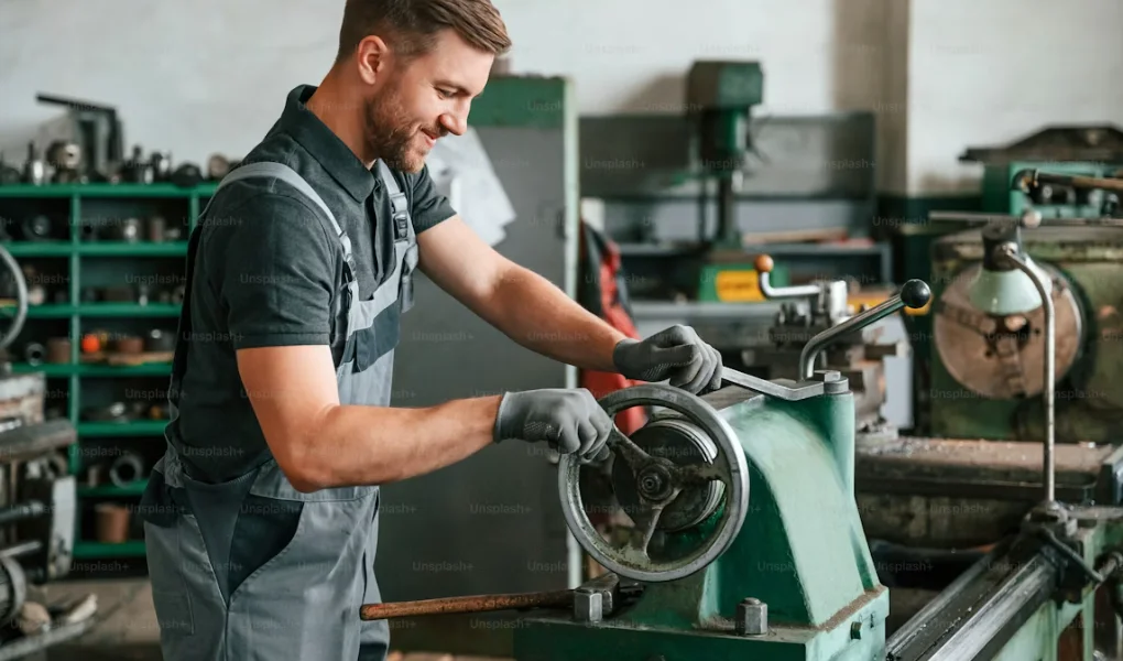 How Does Insert Selection For Turning Influence Chip Breaker Efficiency