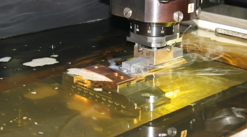 Is a CNC Water Jet Cutting Machine the Ideal Partner for Laser or Plasma in Multi‑Process Fabrication