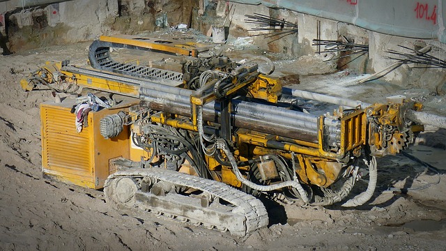Can a Boring Bar Made from a Scrap Cylinder Rod Match Precision Standards