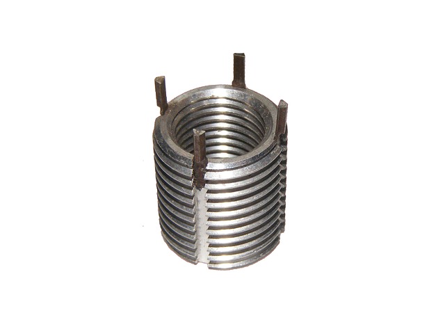 Are Threading Inserts Driving the Next Growth Wave in Aerospace and Automotive