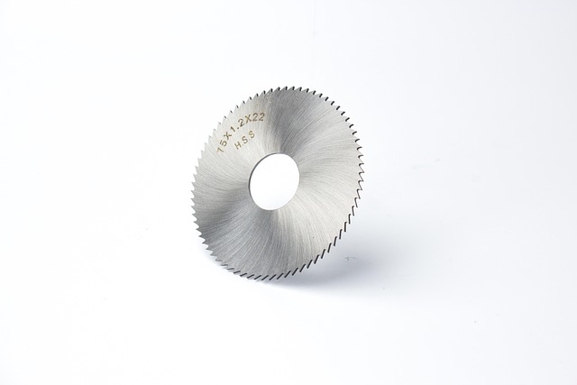 blade saw