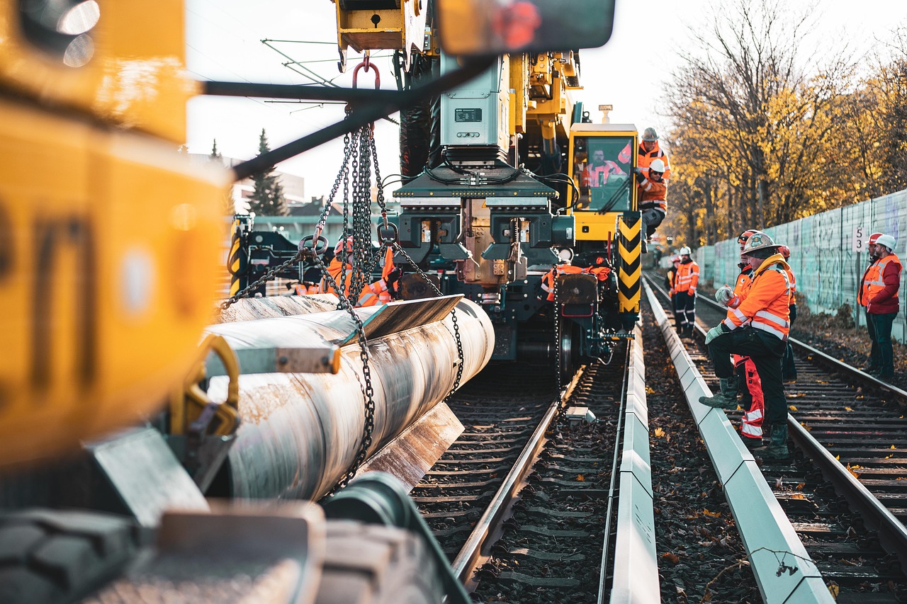How Can a Heavy Equipment Trader Help You Buy Better Machines in 2026?