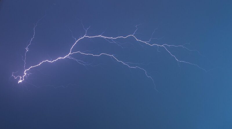 lightning, energy, thunder, discharge, lightning strike, heaven, lightning, lightning, lightning, lightning, lightning, thunder