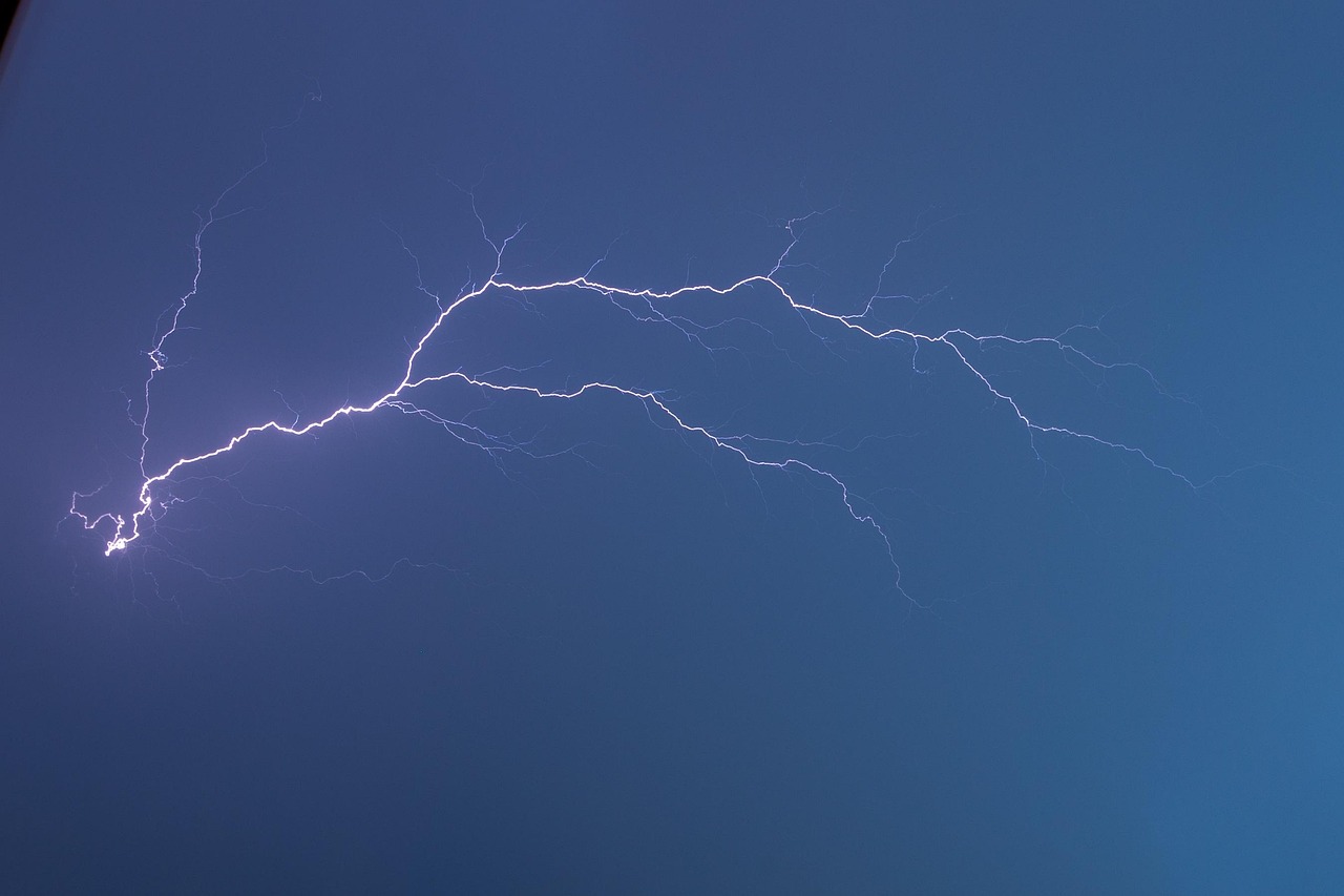 How Does the Electro Discharge Machining Process Cut Hard Metals with Such High Precision?
