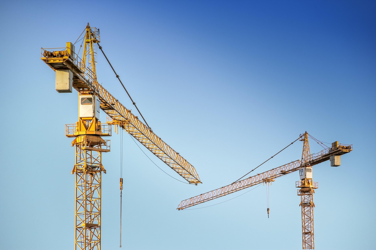 How Do You Choose Machinery and Equipment for a Smarter Factory?
