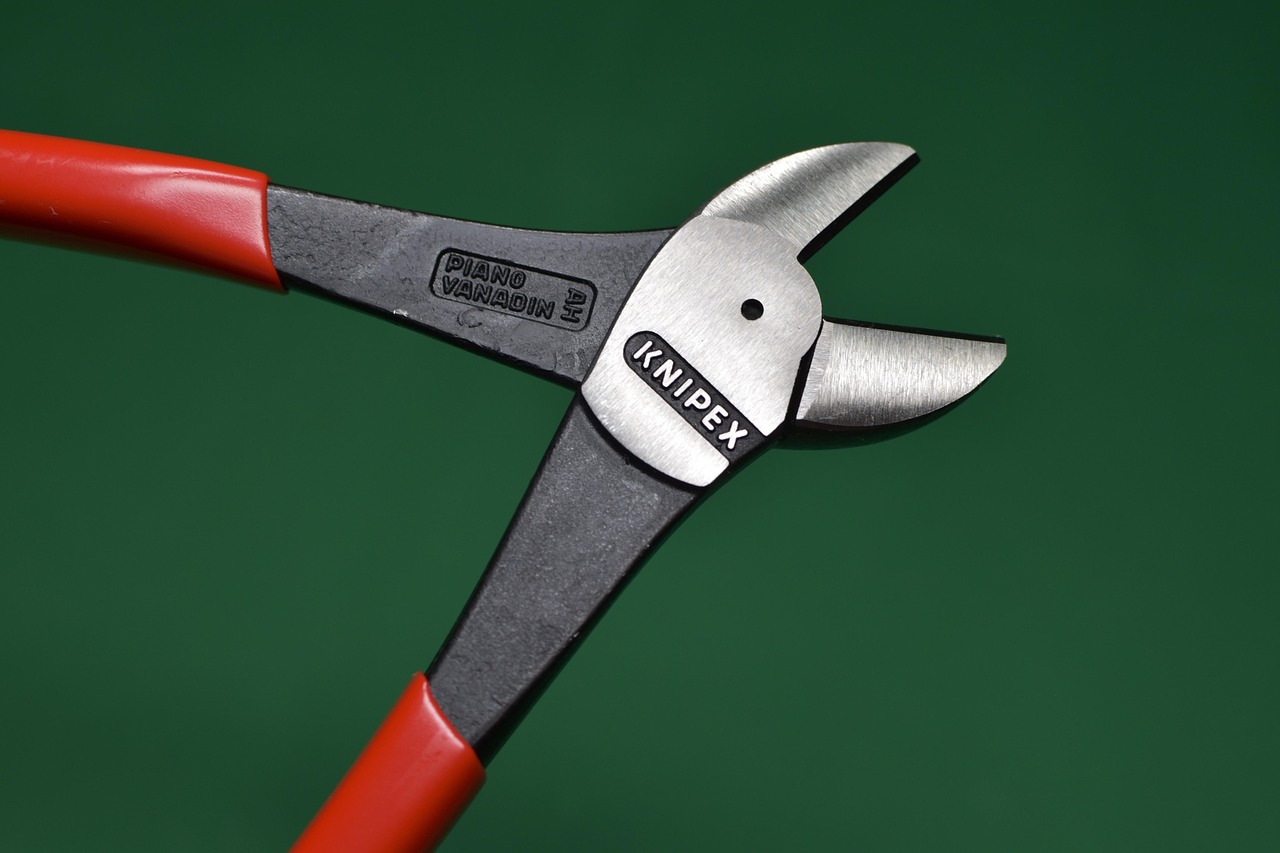 fence, plier, tool, cuter, cutter, bolt cutter