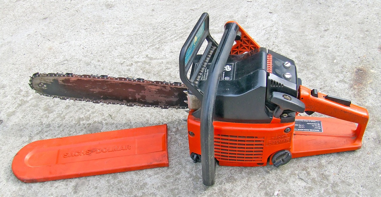 chainsaw, tool, wood cutting, petrol chain saw, chainsaw, chainsaw, chainsaw, chainsaw, chainsaw