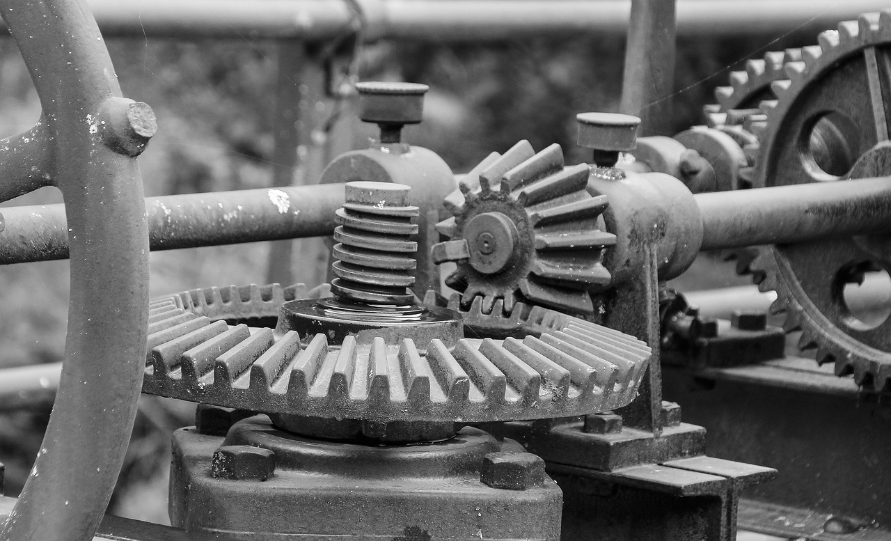 Mechanical machining guide to processes, accuracy, and process selection