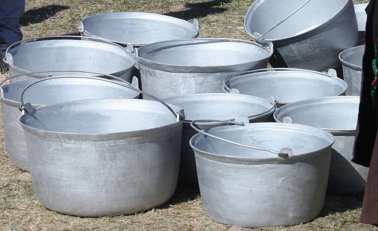caldron, aluminium, aluminum, cast, cauldron, cooking, kettle, metal, pot, household, objects, blue cooking, blue metal, caldron, caldron, caldron, aluminium, aluminum, aluminum, aluminum, aluminum, aluminum, cauldron