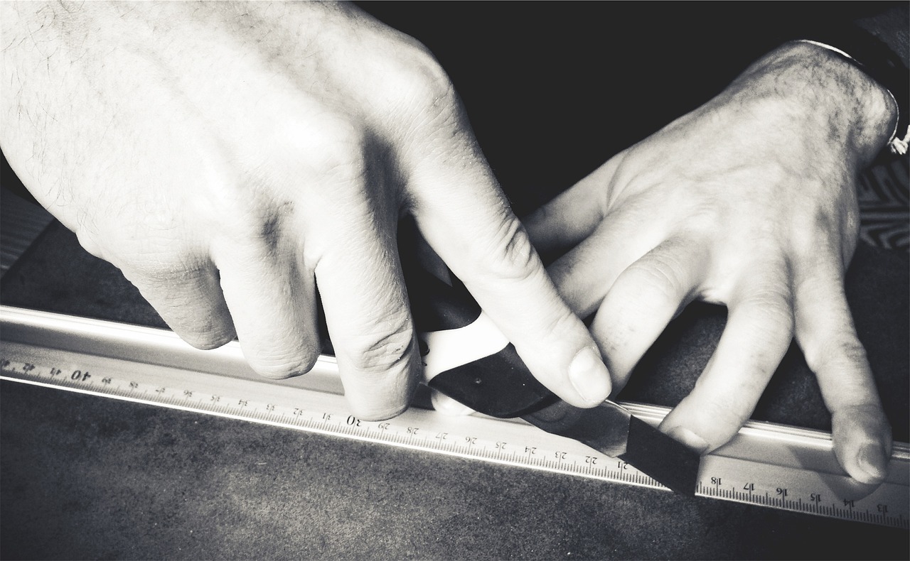 How to choose a wall cutting blade for concrete, masonry, and renovation work