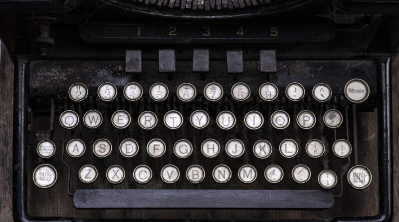 typewriter, writing, retro, old, vintage, machine, write, antique, type, journalist, office, keyboard, letter, text, typing, keys, typewriter, typewriter, typewriter, typewriter, typewriter, journalist, journalist, journalist, typing
