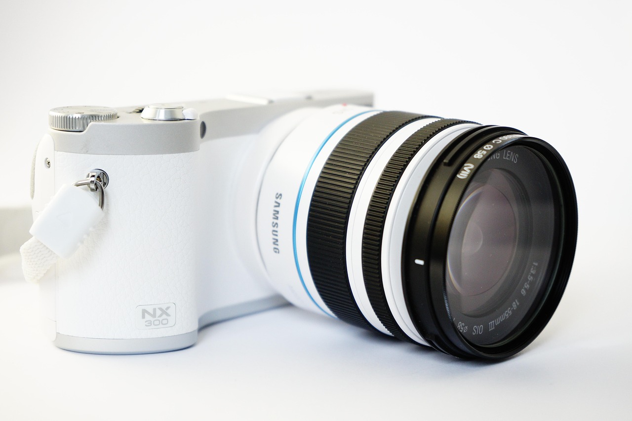 lens, zoom lens, camera, samsung nx 300, samsung, nx 300, photo, taking photos, digital camera, photography, digicam, technology, zoom, object photography, white, elegant, noble, samsung, samsung, samsung, samsung, samsung