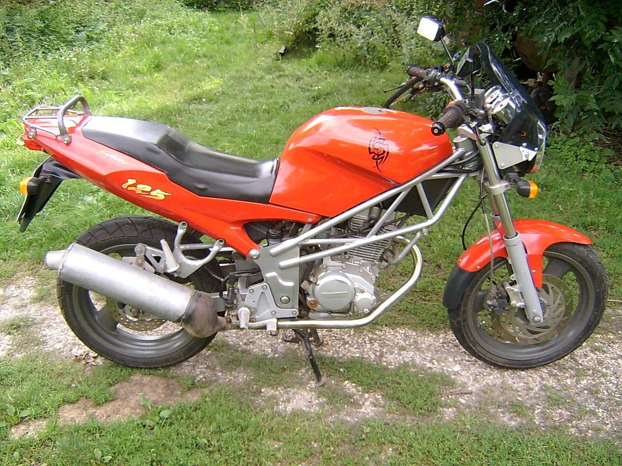 simson schikra, simson rs 125, simson schikra 125, motorcycle, moped, bicycle, lightweight construction, exhaust, red, vehicle, classic, old, engine