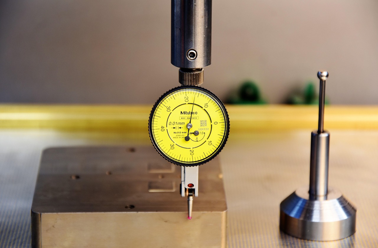 EDM machining process explained for precision manufacturing