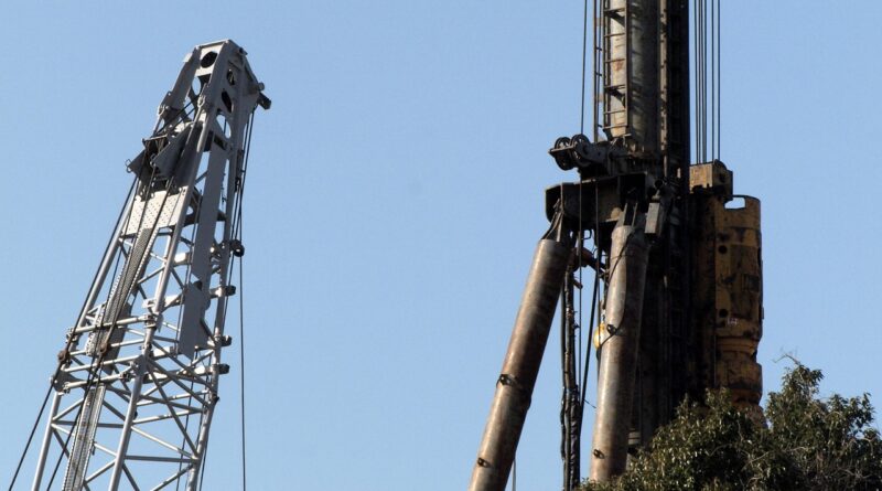 heavy equipment, machine, metal, crane, bowling machine, construction, hard