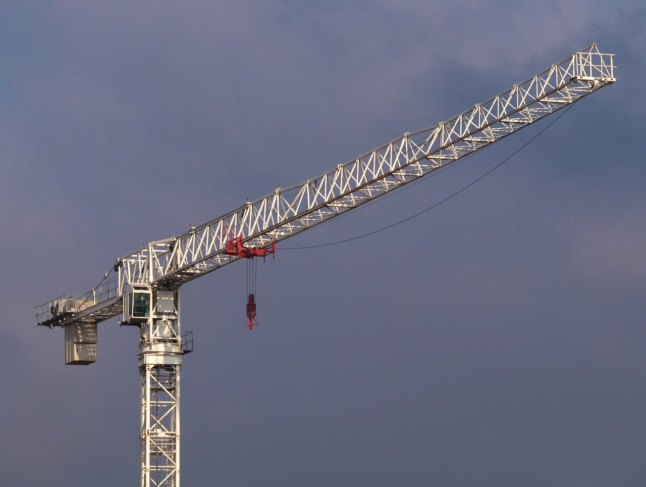 Manlift selection and safety guide for industrial work at height