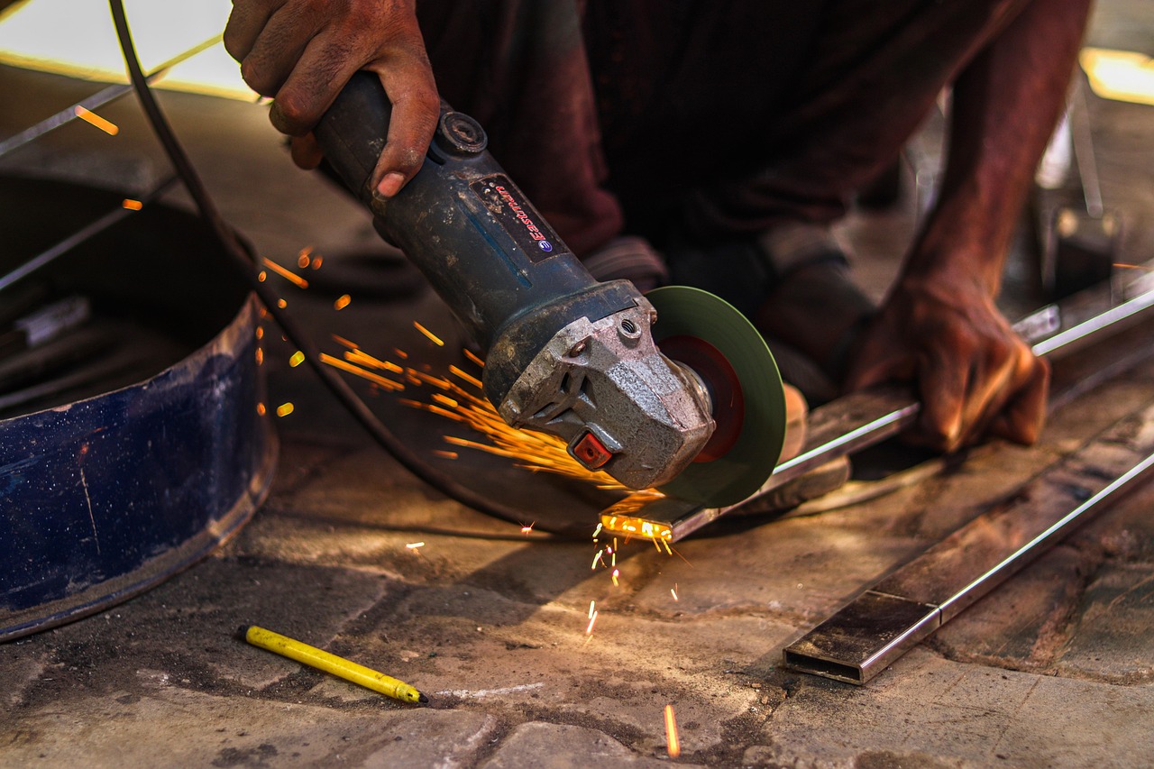 cutting, iron, metal, welding, rust, labor, worker, fireworks, spaks, welding, welding, welding, welding, welding, labor