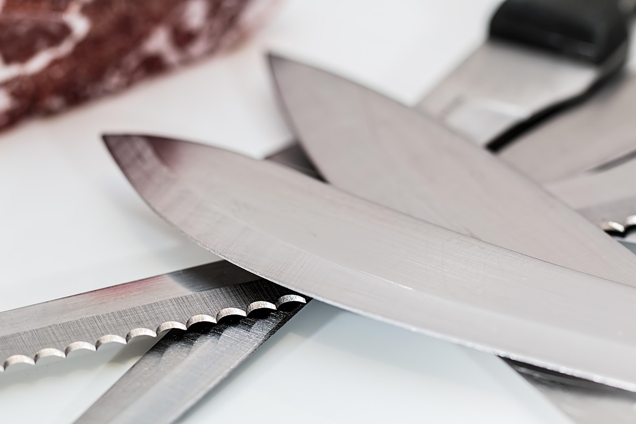 knife, serrated, kitchen, slice, blade, steel, utensil, prepare, peeling, sharp, cutting, food, stainless, metal, cut, carve, knife, knife, knife, knife, knife