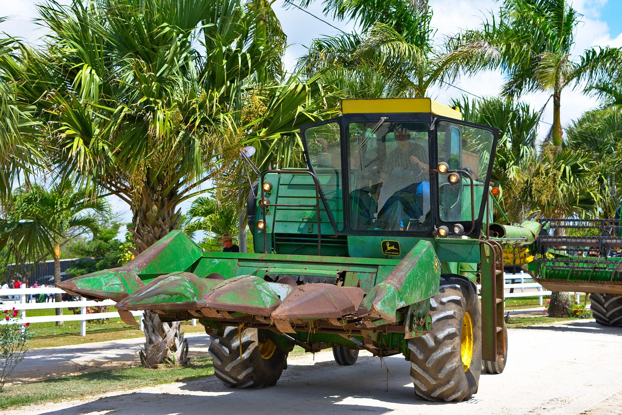 combine, farm equipment, old, rusty, equipment, farm, agriculture, rural, machinery, machine